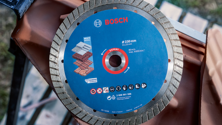 Diamanttrennscheiben EXPERT MultiMaterial - Professional Bosch Turbo