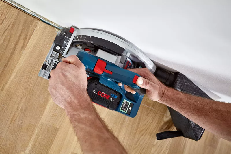 Bosch cordless best sale plunge saw