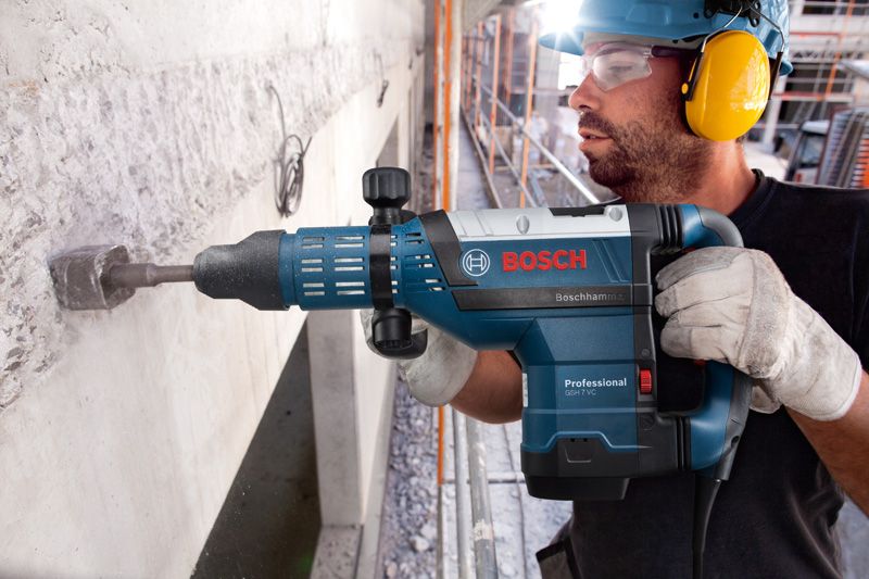 Bosch Professional GSH 7 VC - Marteau-piqueur SDS-max - 1500W 13J